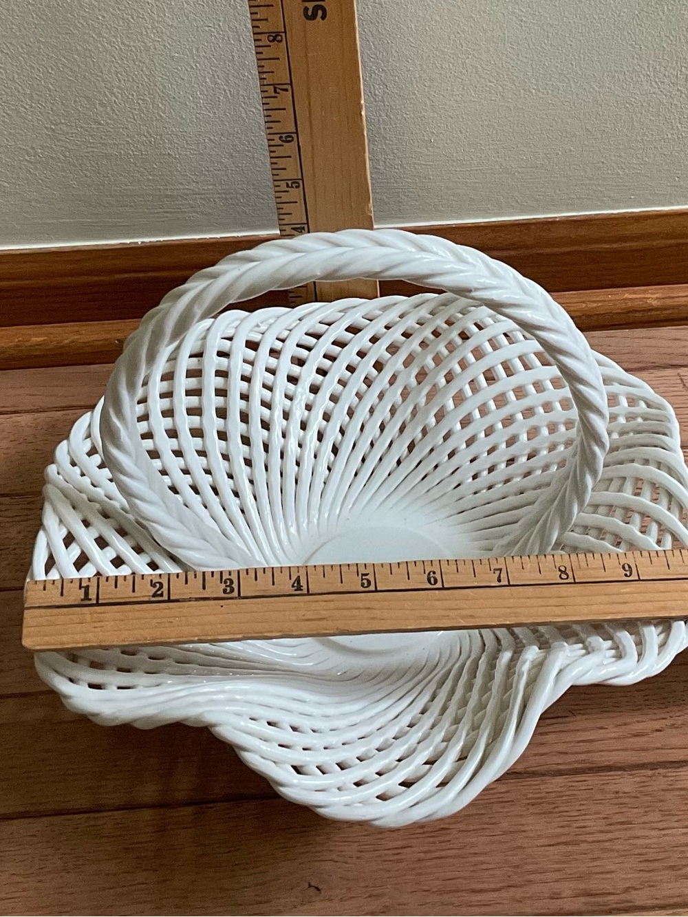 White Woven Ceramic Basket with Handle -